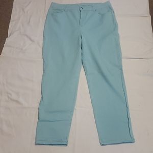 Gloria Vanderbilt pants, jeans. 16.